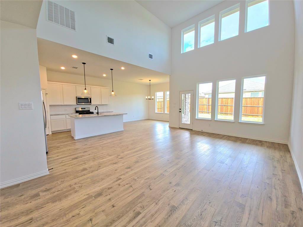 Walden Pond - Residential Lease