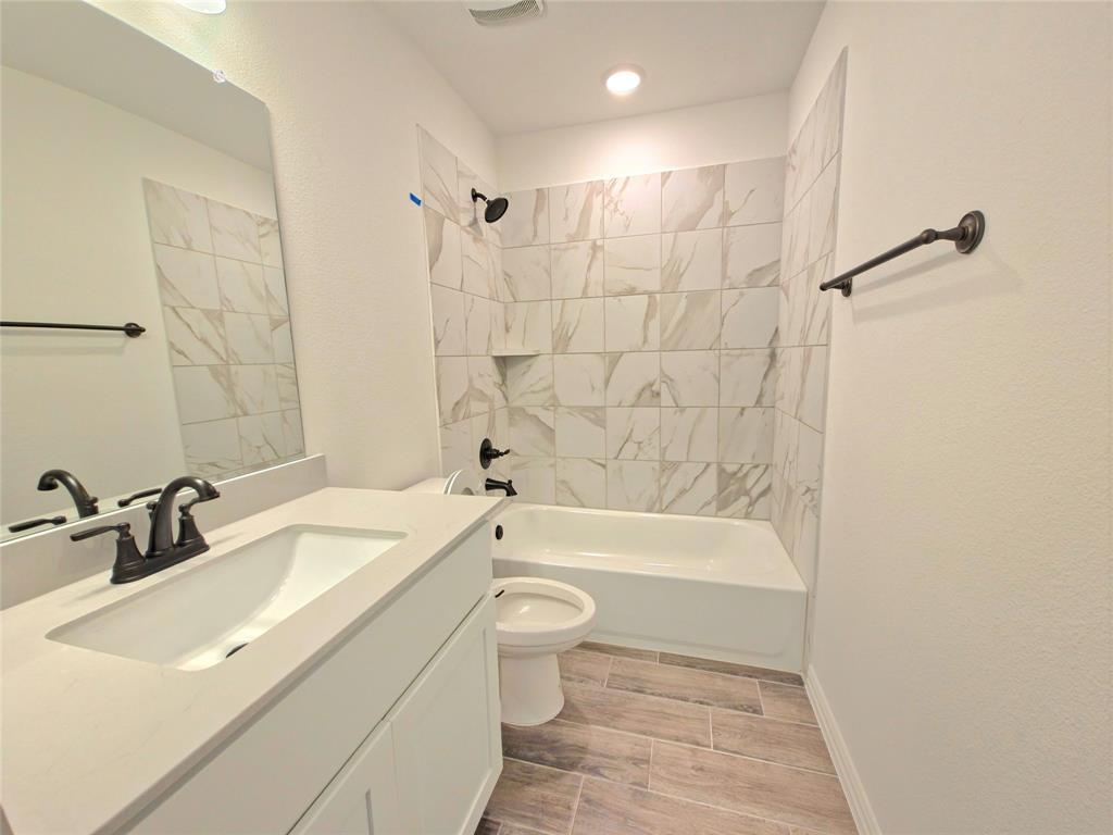 Walden Pond - Residential Lease