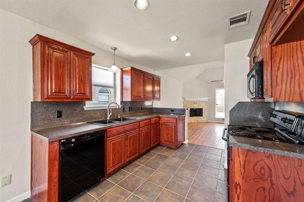 Emerald Park Add - Residential Lease