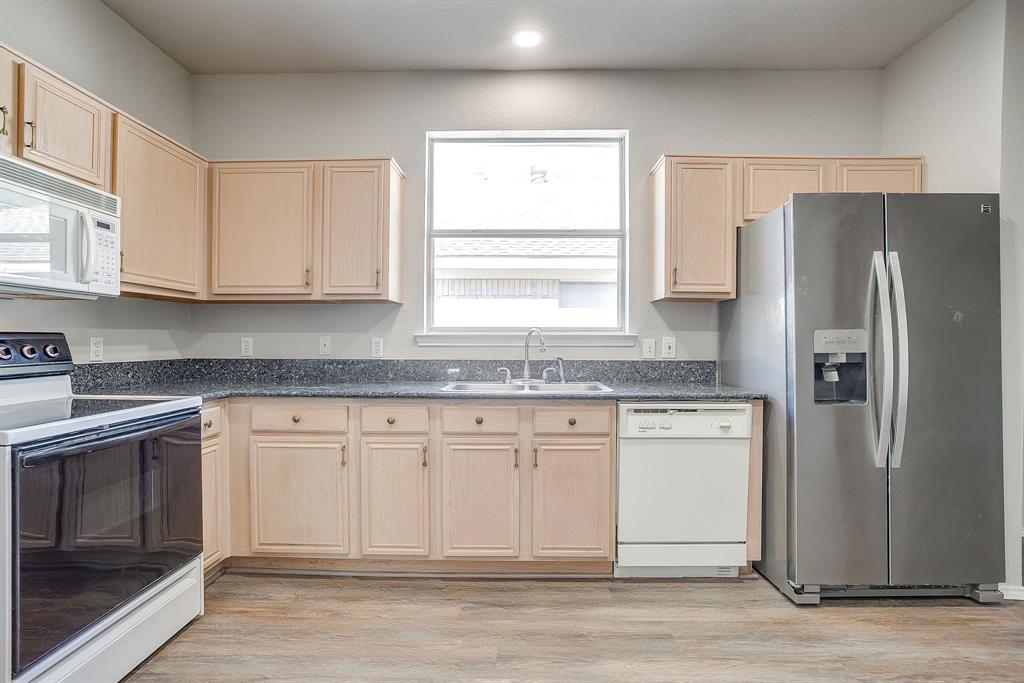 Huntington Village Add - Residential