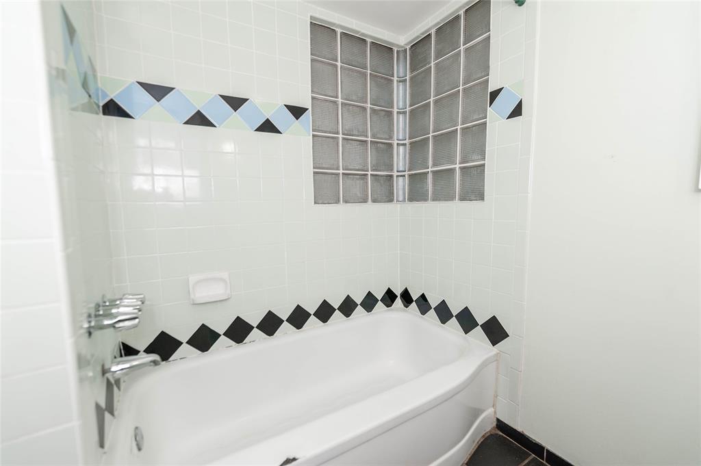 Ravinia Heights Add - Residential