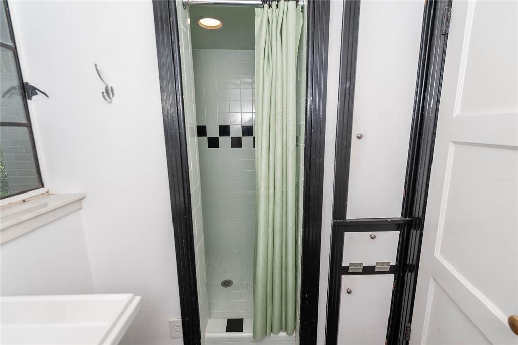 Ravinia Heights Add - Residential