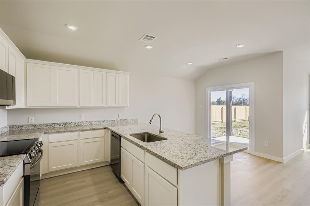 Middlefield Village - Residential