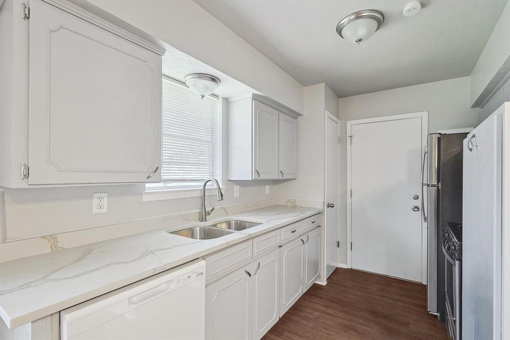 Fairmeadows 11 - Residential