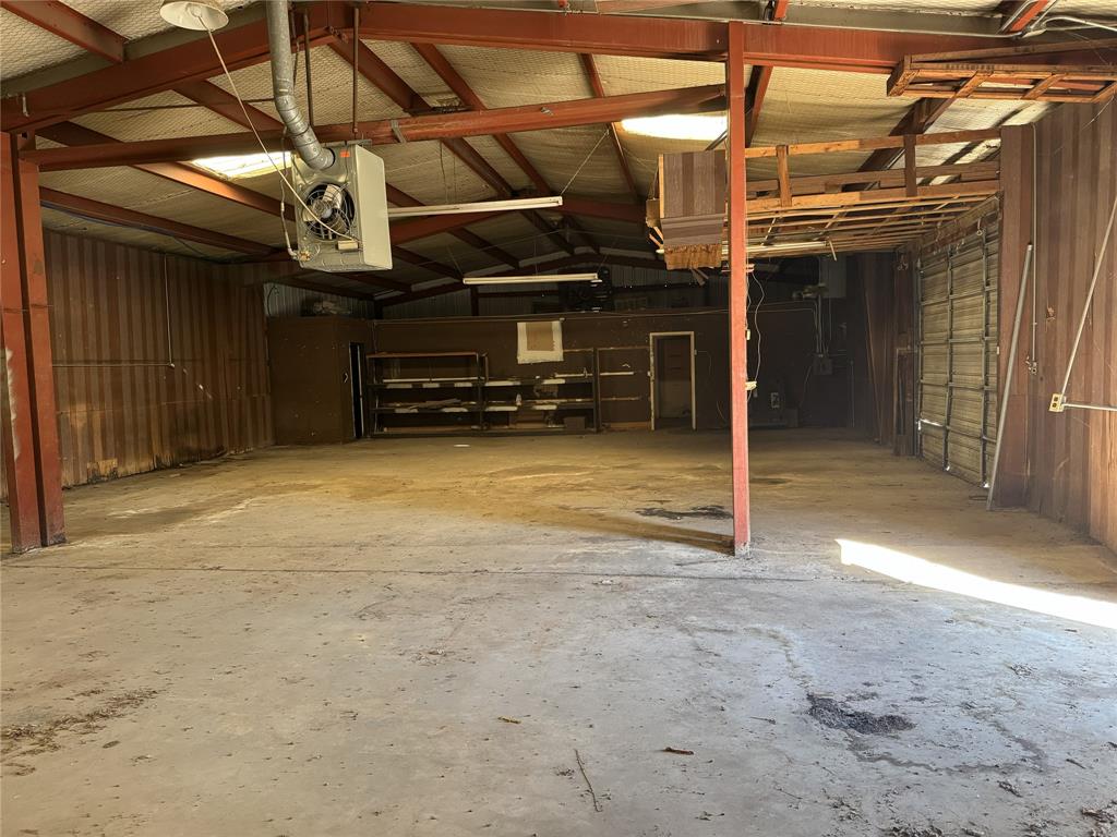 Barney Jetts Prather Road - Commercial Sale