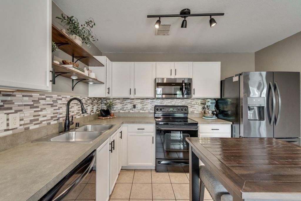 Cross Oak Ranch Ph 2 Tr 4 - Residential