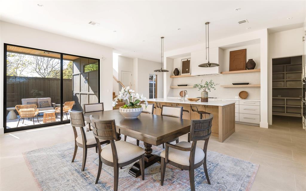 University Blvd Terrace - Residential