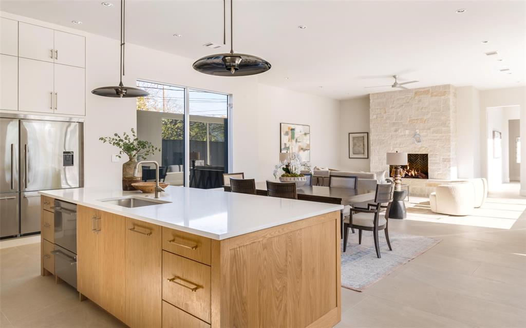 University Blvd Terrace - Residential