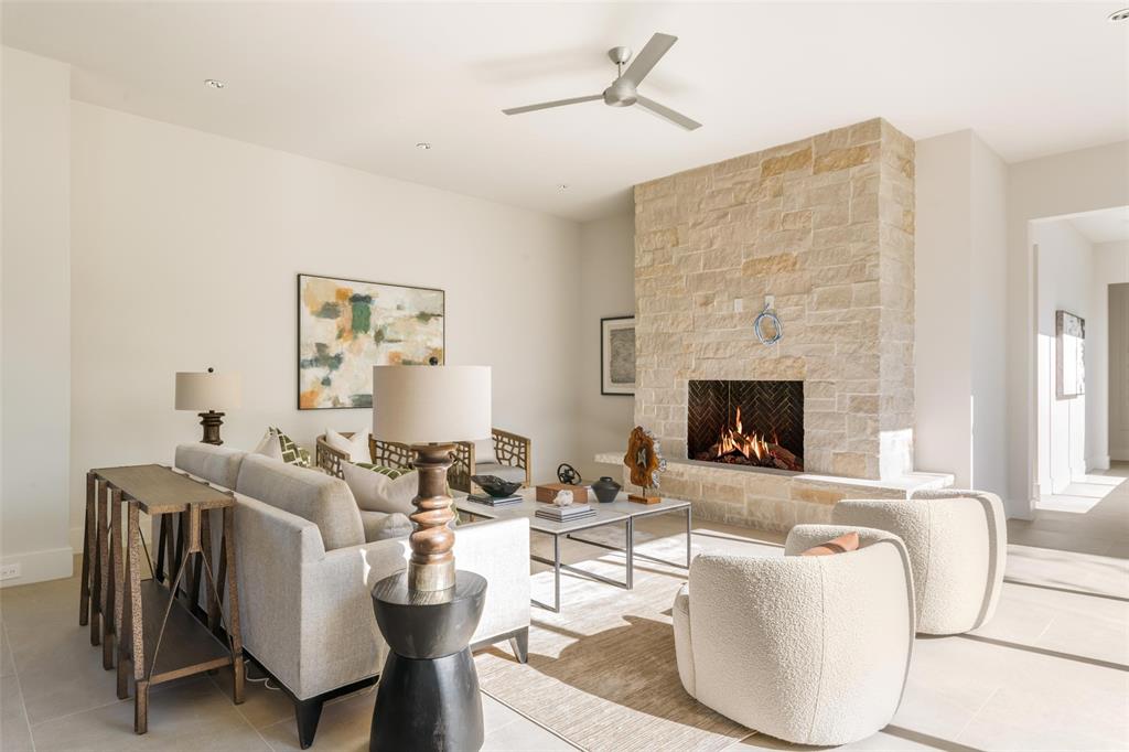 University Blvd Terrace - Residential