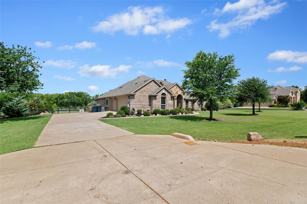 5044 Dogwood Drive