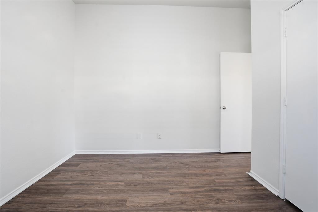 River Oaks #4 - Residential