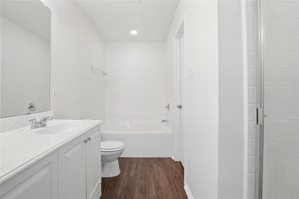 River Oaks #4 - Residential