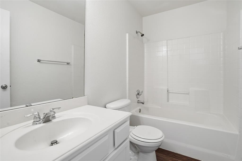 River Oaks #4 - Residential