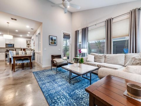 1052 Gallivant Lane Dallas TX 75218