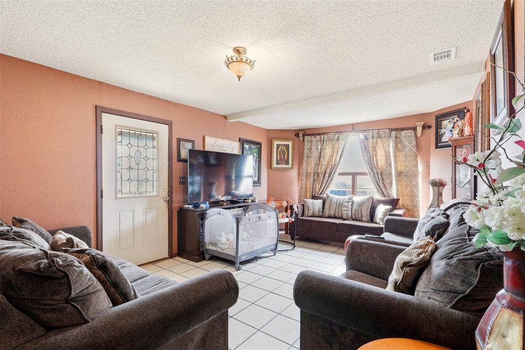 2333 N Chandler Drive E