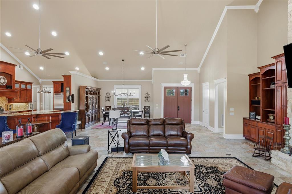 Winona, Texas, 75792, United States, 3 Bedrooms Bedrooms, ,4 BathroomsBathrooms,Residential,Active,2032067