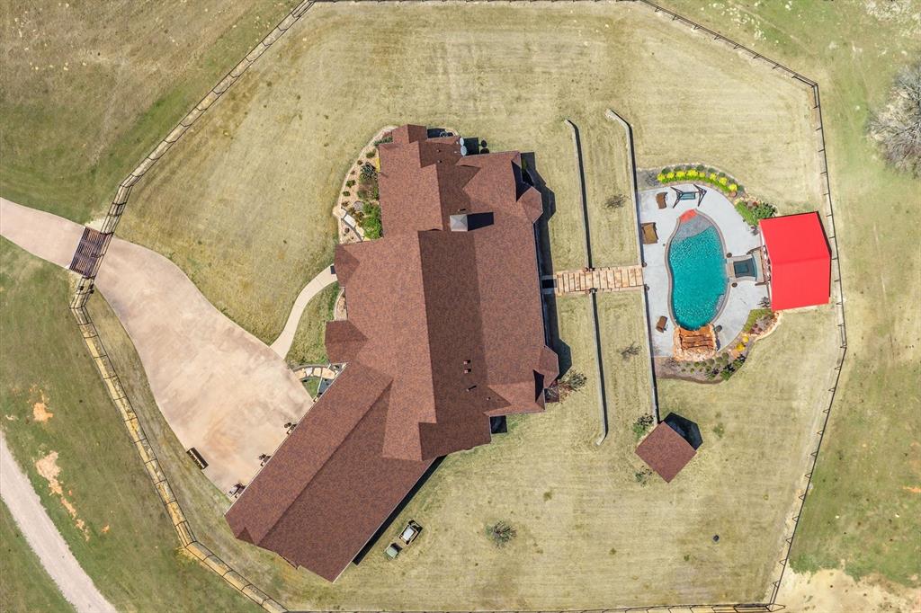 Winona, Texas, 75792, United States, 3 Bedrooms Bedrooms, ,4 BathroomsBathrooms,Residential,Active,2032067
