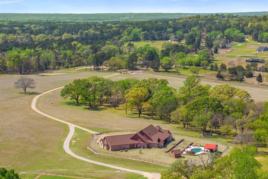 Winona, Texas, 75792, United States, 3 Bedrooms Bedrooms, ,4 BathroomsBathrooms,Residential,Active,2032067