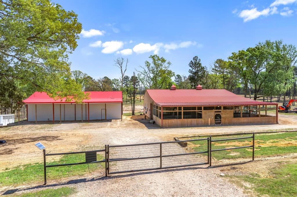 Winona, Texas, 75792, United States, 3 Bedrooms Bedrooms, ,4 BathroomsBathrooms,Residential,Active,2032067