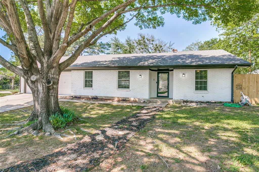 933 Charleston Court