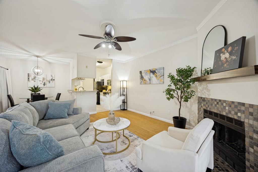 5619 Preston Oaks Road 305