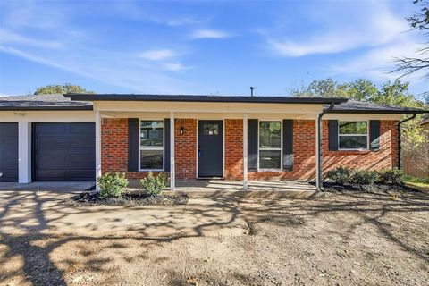 7024 Crabtree Lane North Richland Hills TX 76182