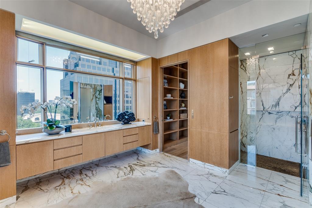 Mansion Residence - Residential