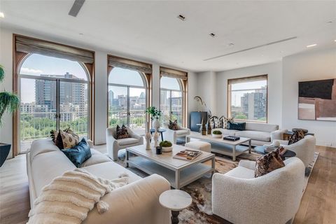 Tiny photo for 2801 Turtle Creek Boulevard #7E, Dallas, TX 75219 (MLS # 21028560)