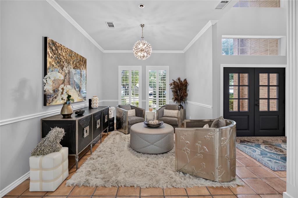 2606 Torrey Pines Drive
