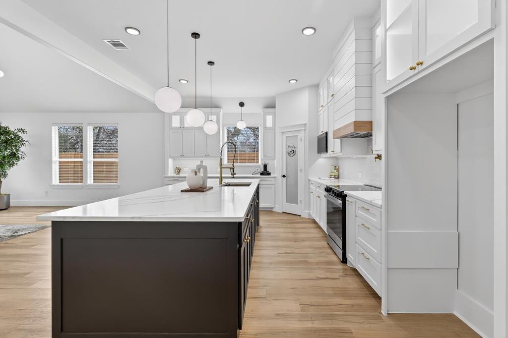 coldwater creek add - Residential