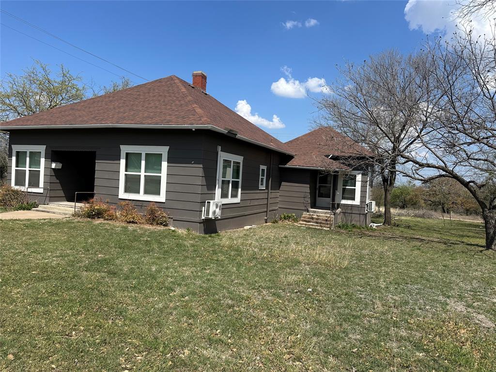 801 E Gentry