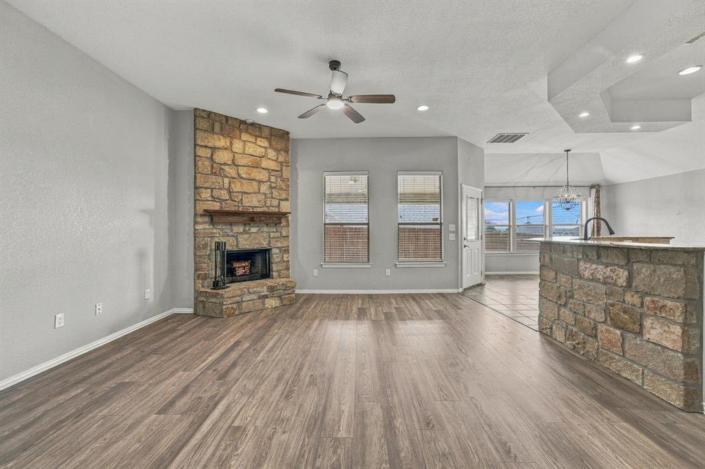 914 Winding Road