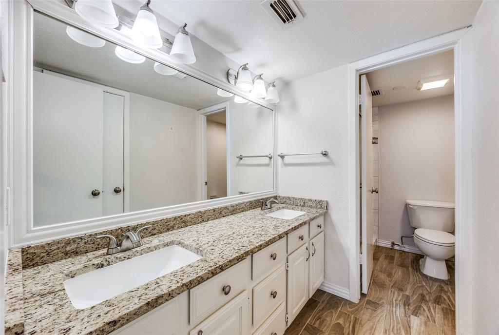 Creekbend Twnhms - Residential