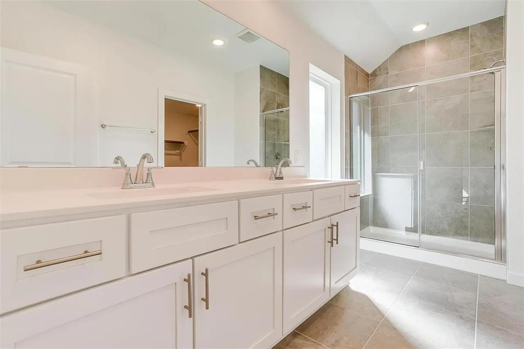 Hogans Cottages - Residential Lease