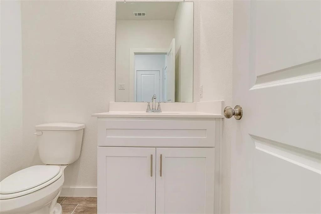 Hogans Cottages - Residential Lease