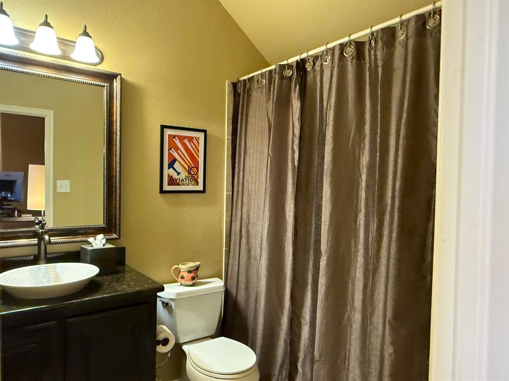 Town Homes At Legacy Town Center Ph Four The - Residential Lease