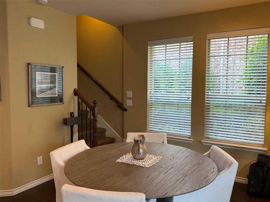 Town Homes At Legacy Town Center Ph Four The - Residential Lease