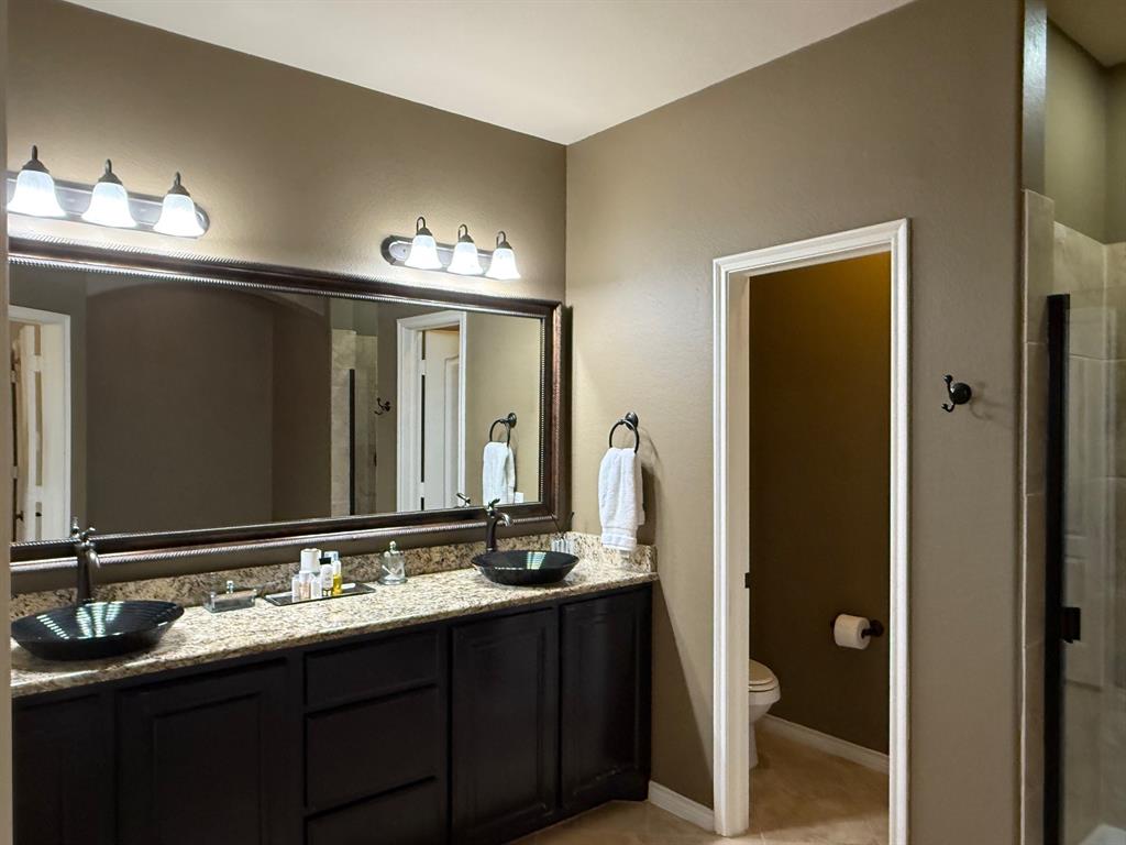 Town Homes At Legacy Town Center Ph Four The - Residential Lease