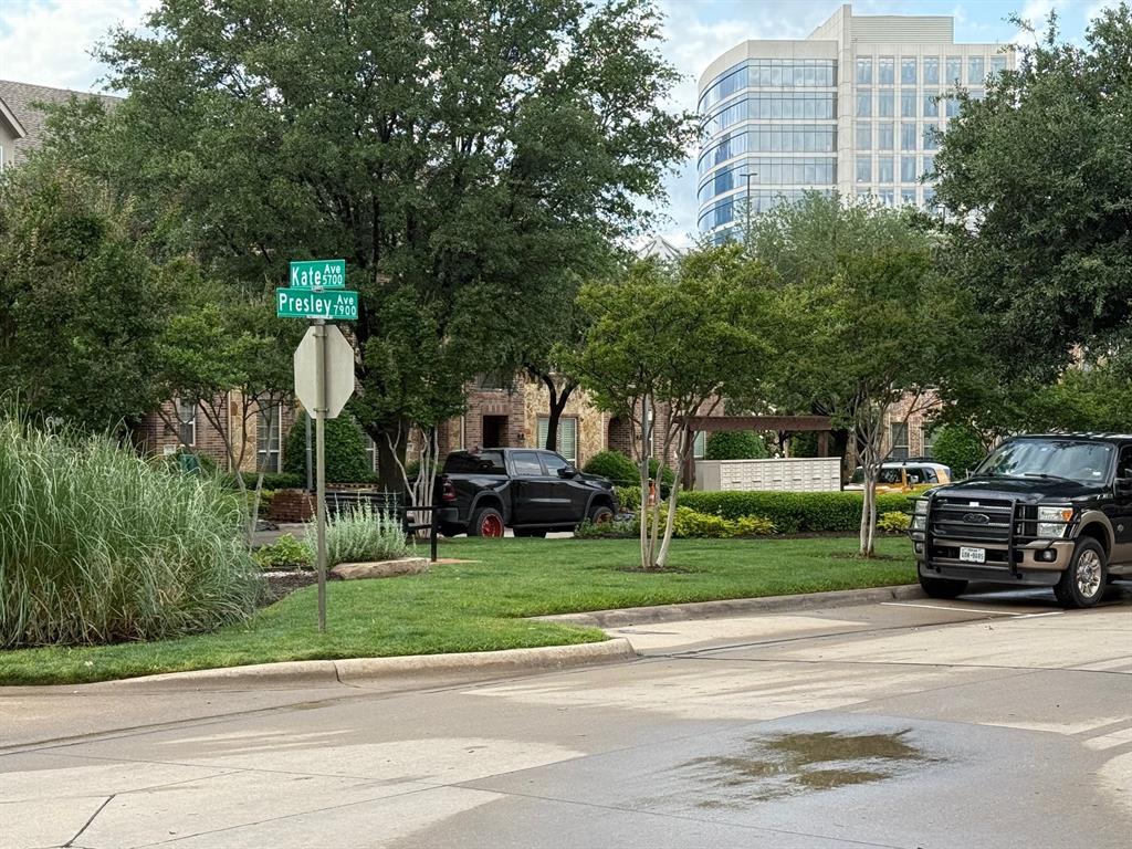 Town Homes At Legacy Town Center Ph Four The - Residential Lease