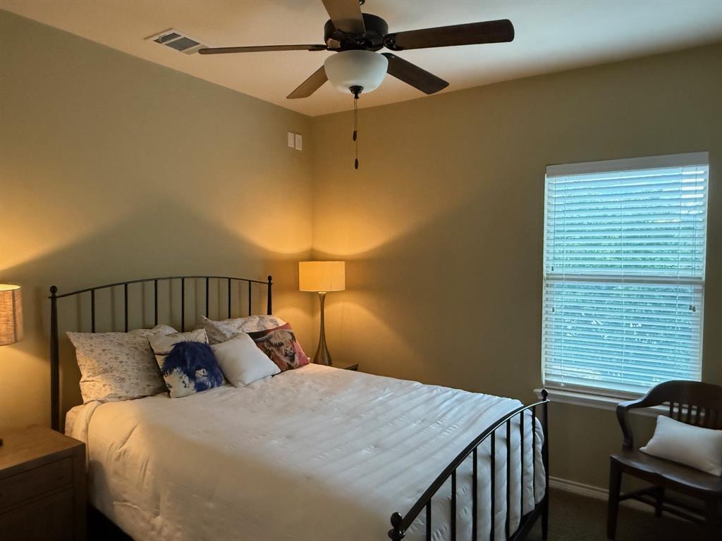 Town Homes At Legacy Town Center Ph Four The - Residential Lease