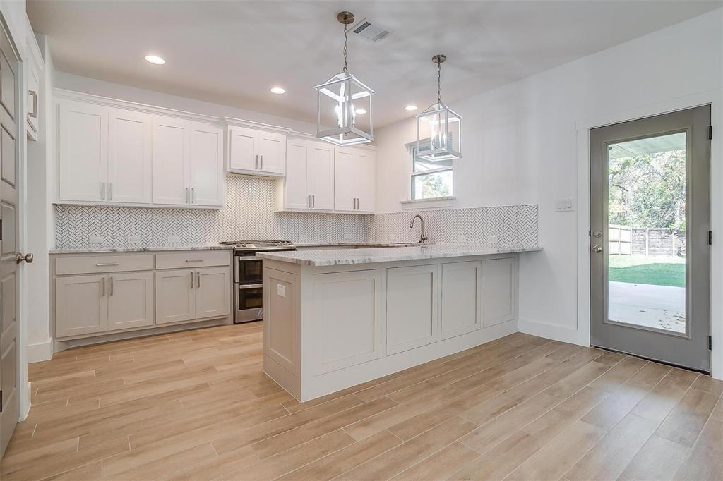 Three Oaks - Residential