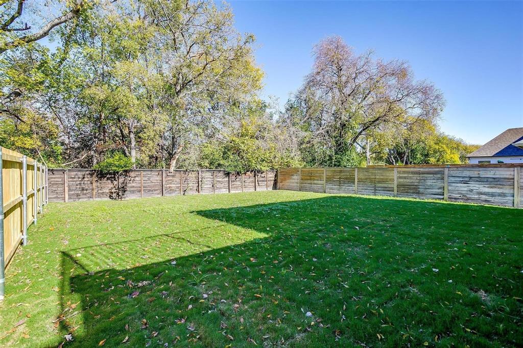 Three Oaks - Residential