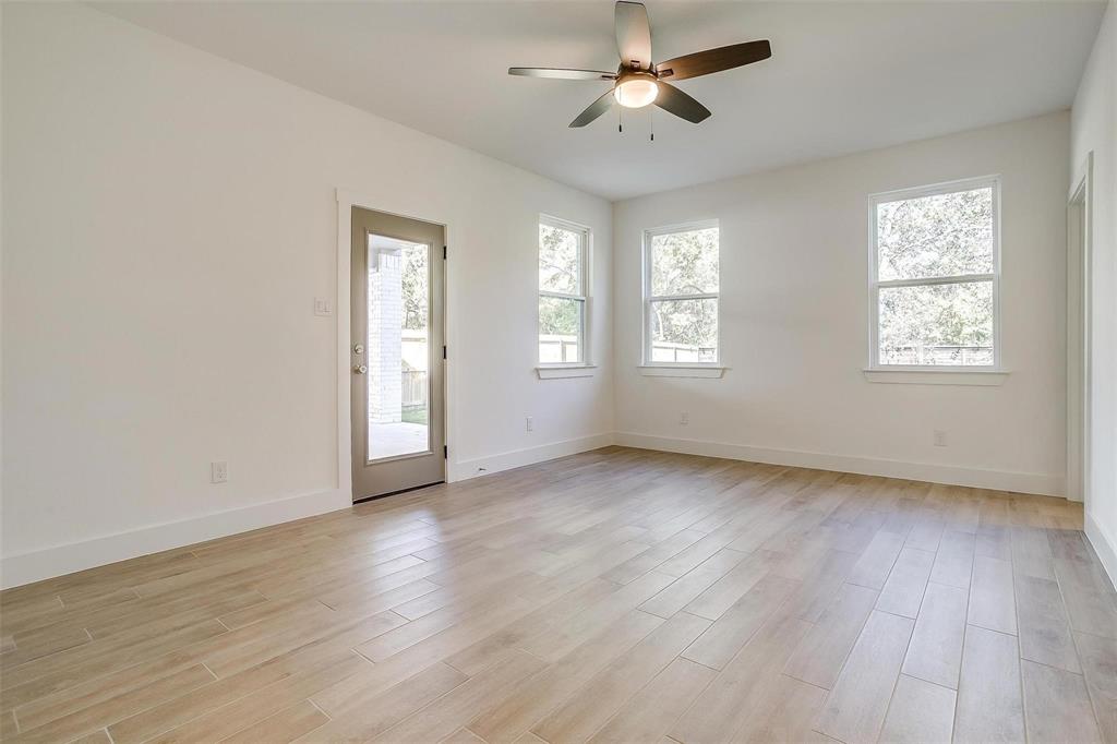 Three Oaks - Residential