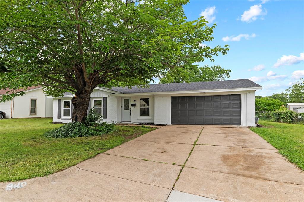 840 Belaire Drive