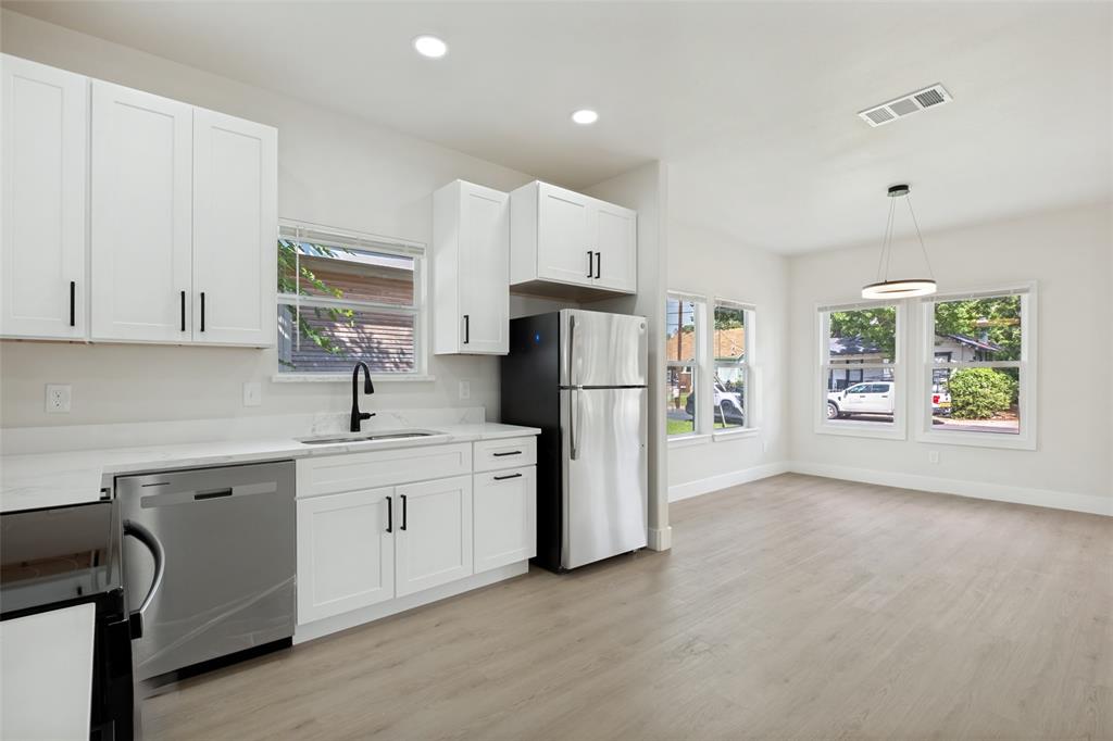 English Place - Residential
