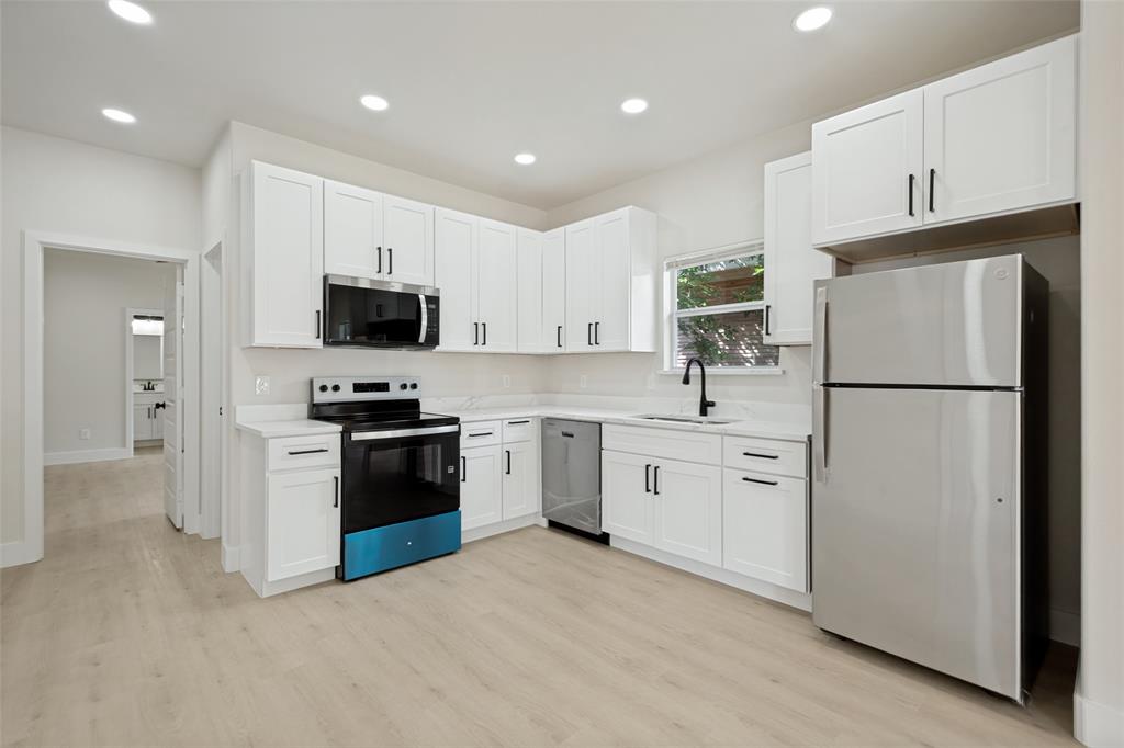 English Place - Residential