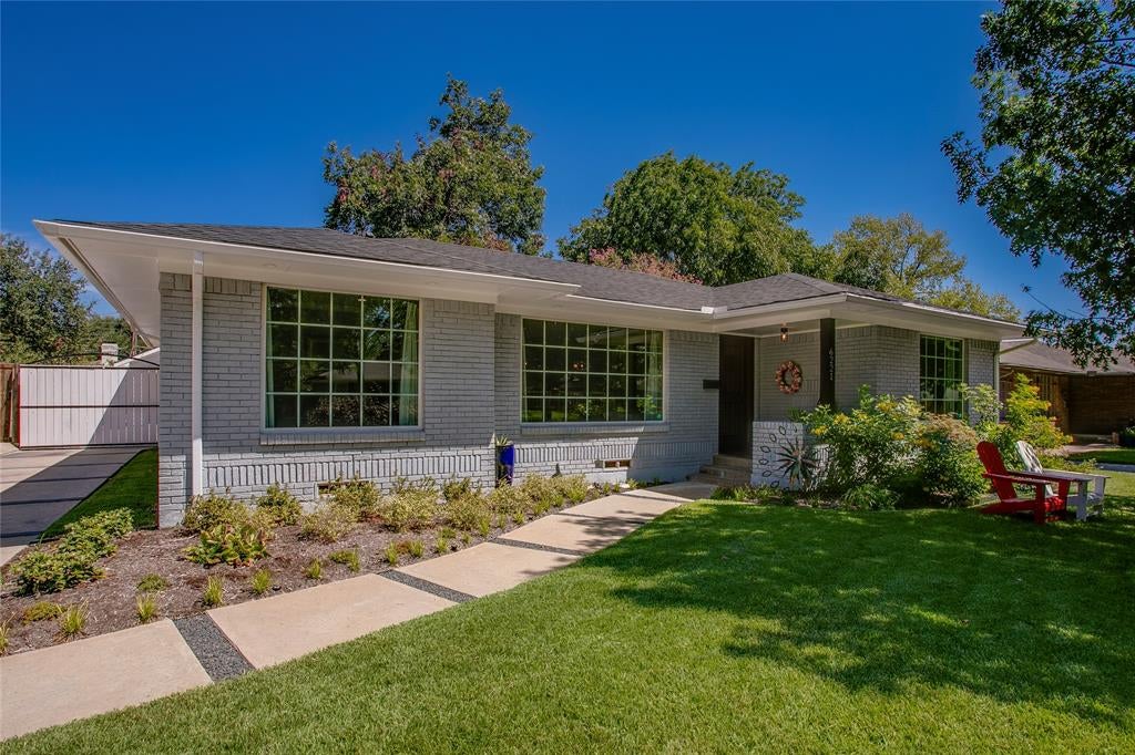 6221 Town Hill Lane