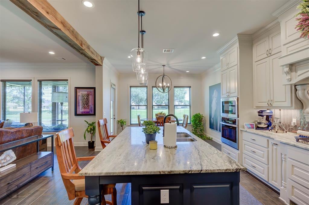 237 Peregrine Way