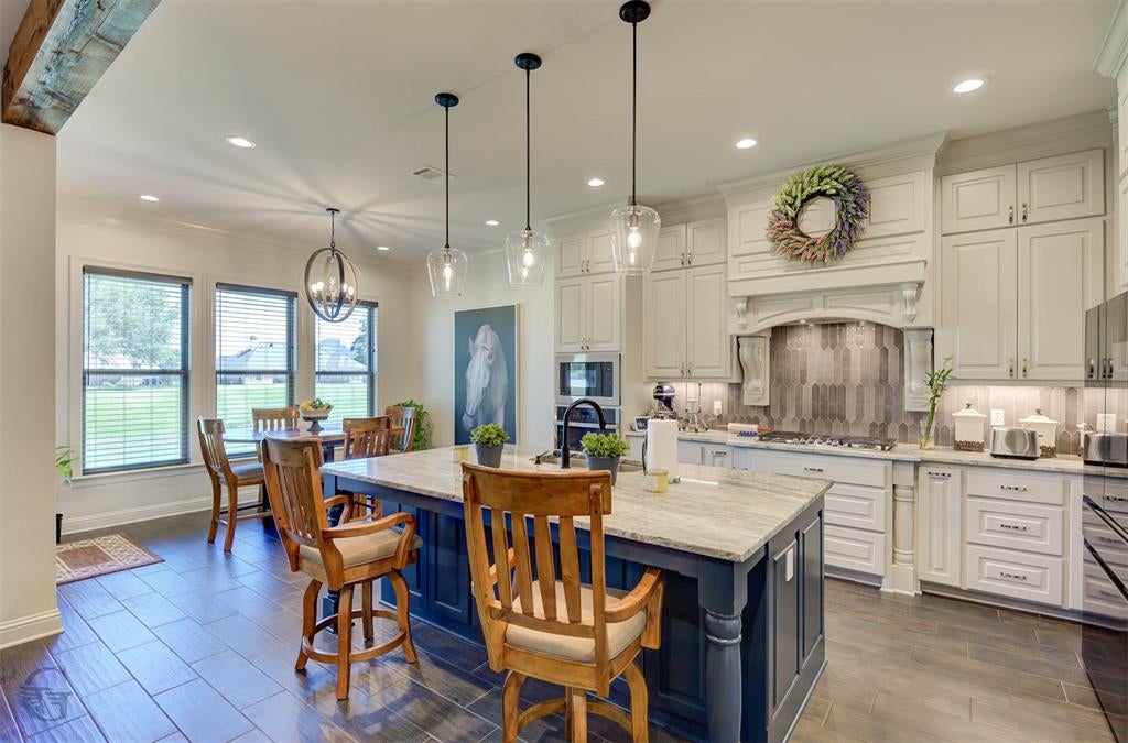 237 Peregrine Way