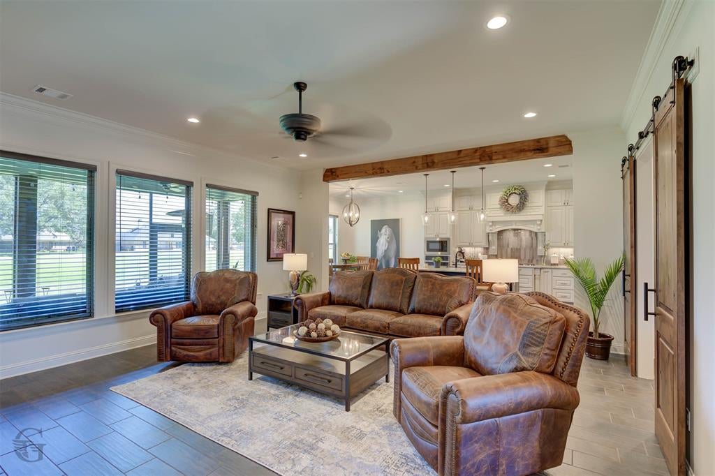237 Peregrine Way
